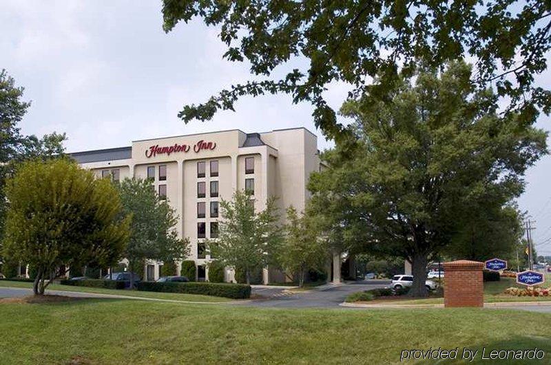 Hampton Inn Charlotte University Place מראה חיצוני תמונה