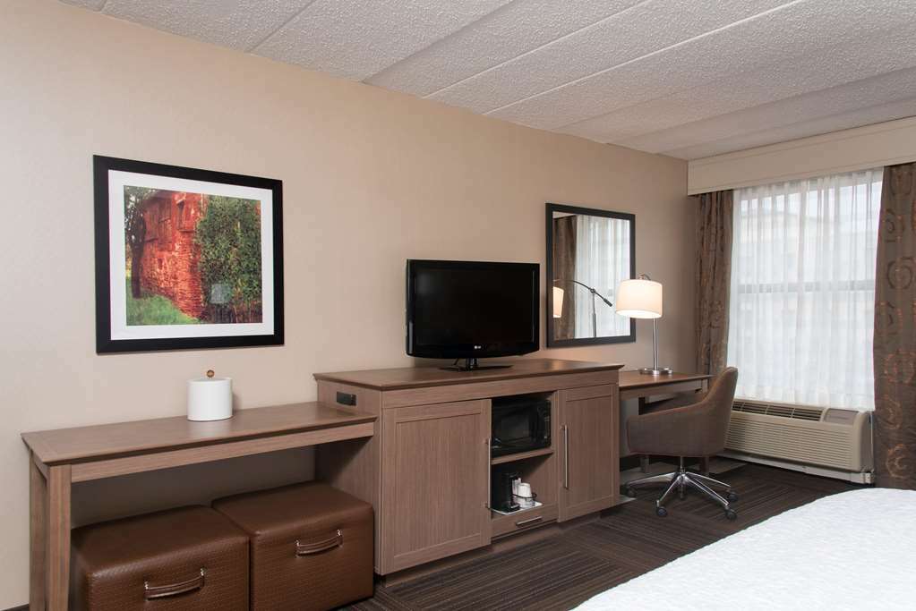 Hampton Inn Charlotte University Place חדר תמונה