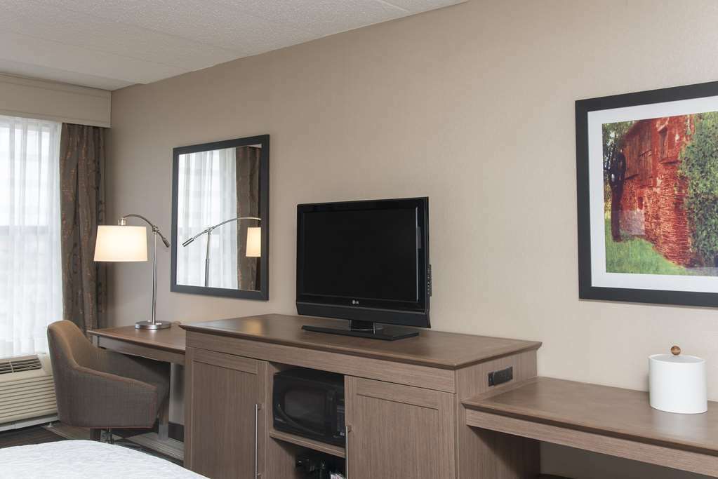 Hampton Inn Charlotte University Place חדר תמונה